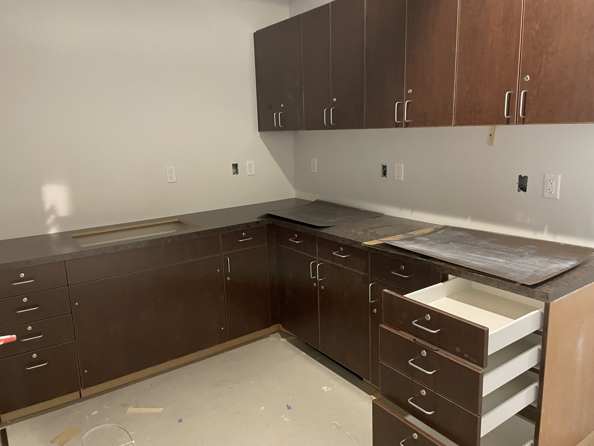Clinic cabinets, countertops and work area 8